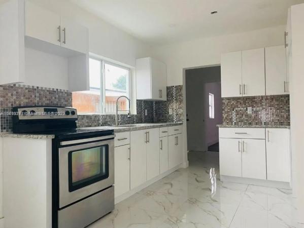 New Haven, 2325 NW 35th St, Miami, Florida 33142, image 1