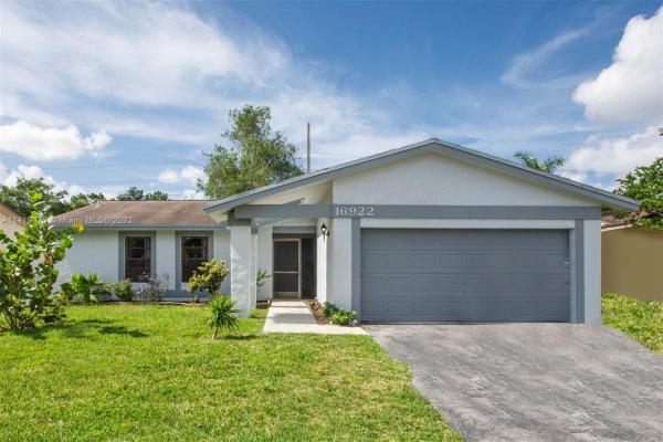 Bonaventure Lakes, 16922 SW 5th Way, Weston, Florida 33326, image 1