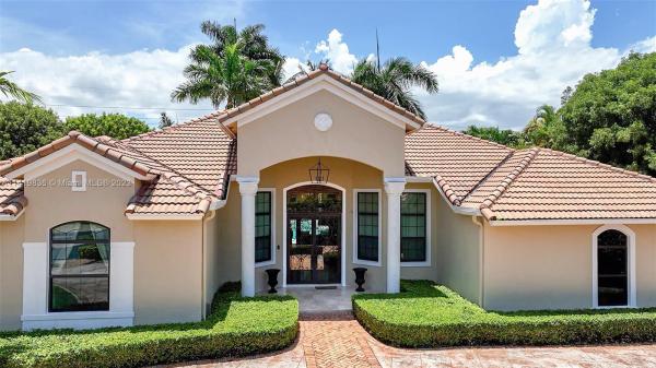 Flamingo Gardens Estates, 8631 SW 166th St, Palmetto Bay, Florida 33157, image 1