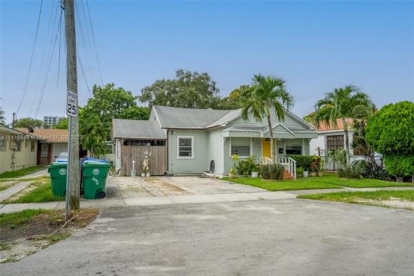 The Pines, 2946 SW 26th St, Miami, Florida 33133, image 1