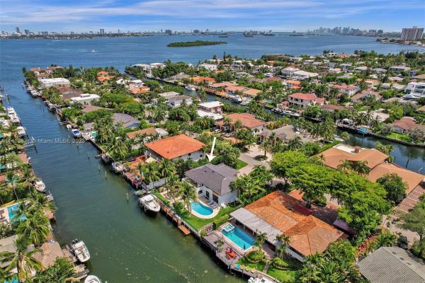 Sans Souci Estates, 2027 NE 120th Rd, North Miami, Florida 33181, image 1