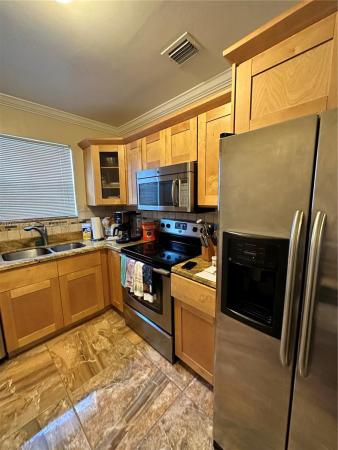 Miramar Tropical, 2270 Havana Dr, Miramar, Florida 33023, image 2