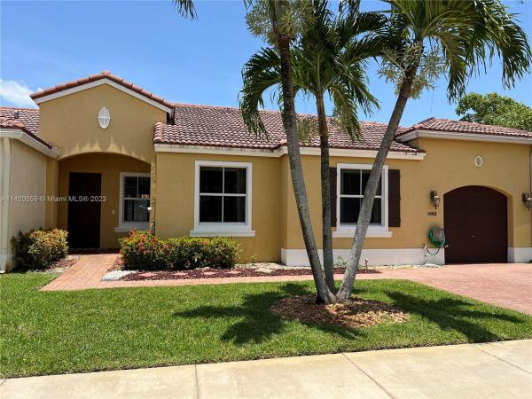 14965 SW 40th St, Unincorporated Dade County, Florida 33185, image 2