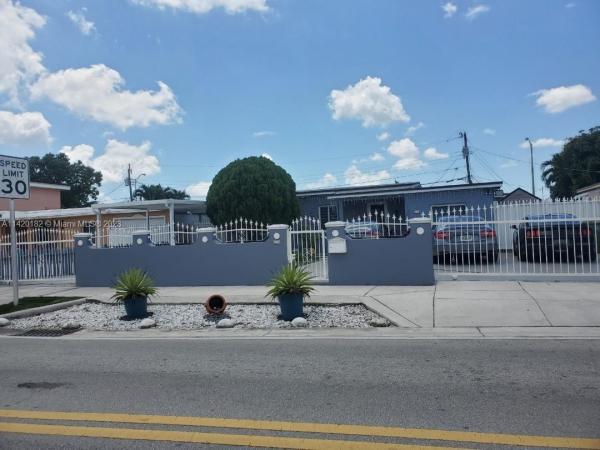 Carole Anne Park, 374 W 36th Ter, Hialeah, Florida 33012, image 1