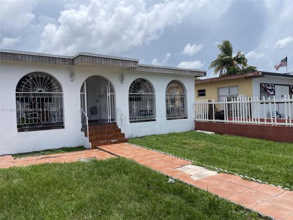 7431 NW 2nd St, Unincorporated Dade County, Florida 33126, image 2