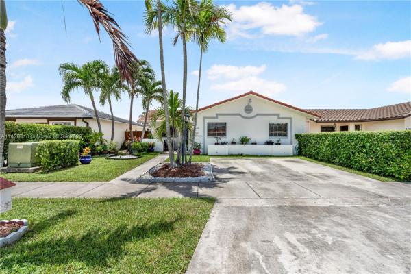 1260 SW 138th Ave, Unincorporated Dade County, Florida 33184, image 2