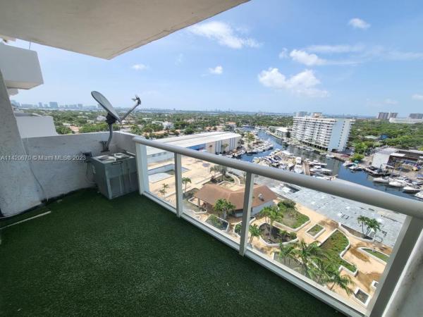 Sailboat Cay, 13499 Biscayne Blvd #1204, North Miami, Florida 33181, image 1