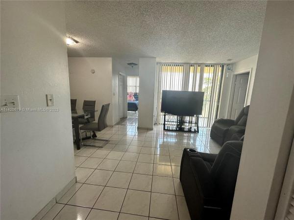 International Park, 11790 SW 18th St #524-3, Tamiami, Florida 33175, image 2