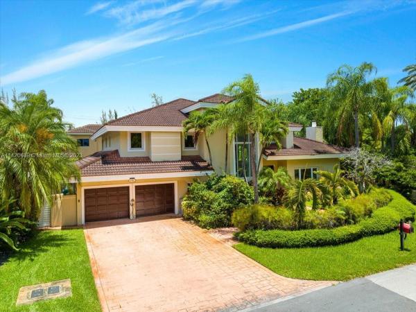 Coventry, 1741 NE 198th Ter, Ojus, Florida 33179, image 1