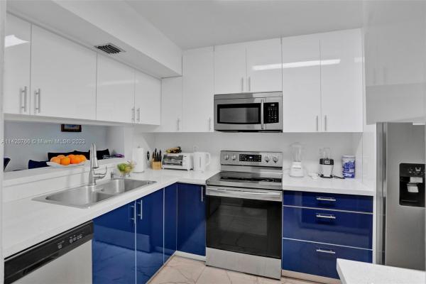 Miramar Club, 3410 Foxcroft Rd #202, Miramar, Florida 33025, image 1