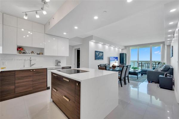 The Emerald At Brickell, 218 SE 14th St #1905, Miami, Florida 33131, image 1