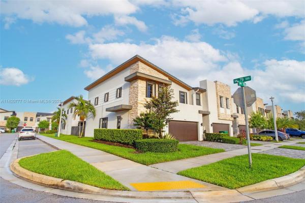 Summit At Park Central, 7911 NW 105th Ave, Doral, Florida 33178, image 1