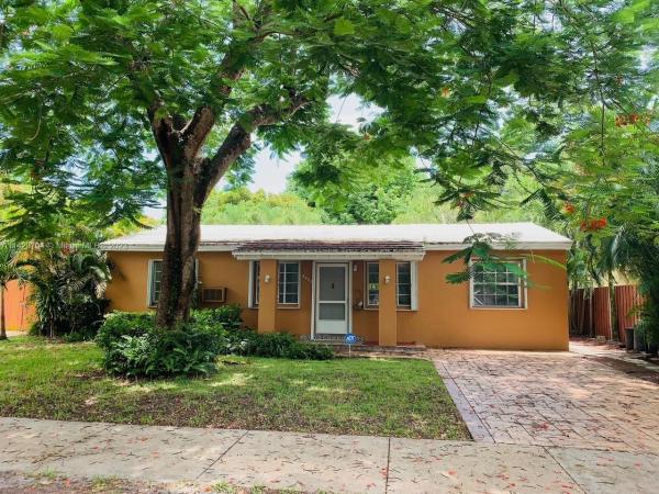 Alameda Gardens, 6466 SW 14th St, West Miami, Florida 33144, image 1