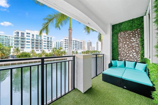 Village By The Bay, 3135 NE 184th St #2303, Aventura, Florida 33160, image 2