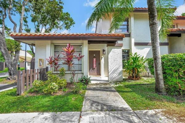Village Homes In The Crossings, 11345 SW 133rd Ct #61-1, The Crossings, Florida 33186, image 1