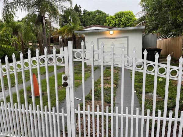 Overbrook Shores, 80 NW 124th St, North Miami, Florida 33168, image 1