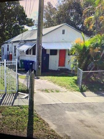 Lee Heights, 3040 NW 63rd St, Gladeview, Florida 33147, image 1
