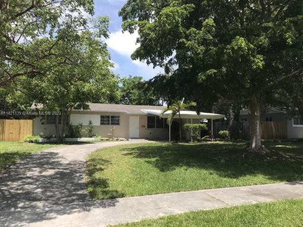 Whispering Pines Estates, 19100 SW 89th Ct, Cutler Bay, Florida 33157, image 2