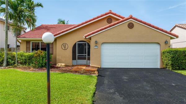 Waverly Hundred, 15582 Ravenswicke Mnr, Davie, Florida 33331, image 1