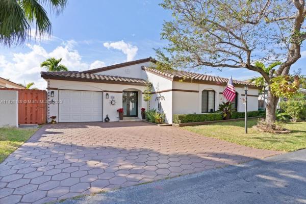 Poinciana Pointe, 446 SW 89th Ave, Fountainebleau, Florida 33174, image 1