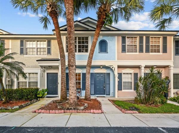 Fiesta, 3320 Celebration Ln #167, Margate, Florida 33063, image 1