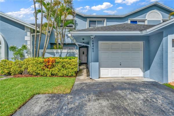 Place Royale, 14240 SW 97th Ter #14240, The Hammocks, Florida 33186, image 1