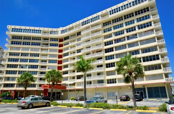 Imperial Towers, 1825 S Ocean Dr #1012, Hallandale Beach, Florida 33009, image 1