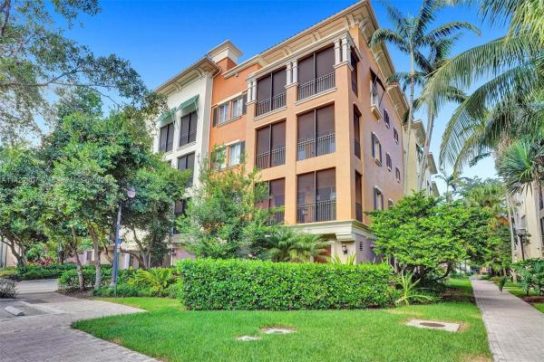 Villa Alhambra, 2925 NW 126th Ave #1-215, Sunrise, Florida 33323, image 1