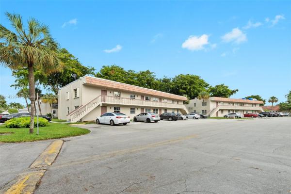 Gateland Village, 3777 NW 78th Ave #4B, Davie, Florida 33024, image 1
