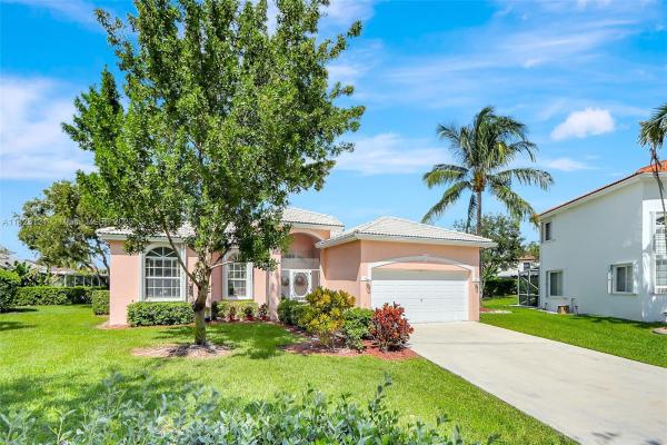 North Gate, 440 SE 25th Dr, Homestead, Florida 33033, image 2