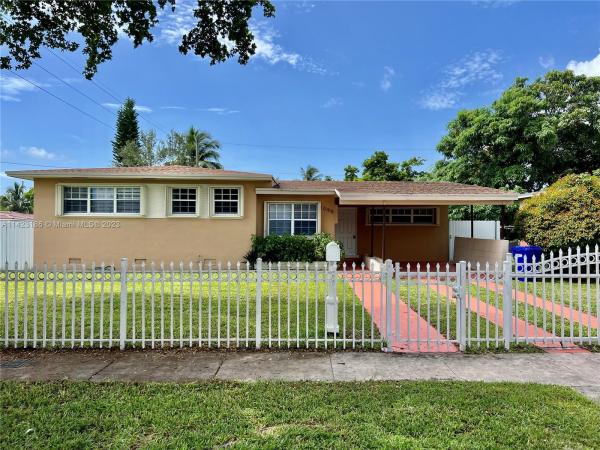 Monticello Park, 1090 NE 162nd St, North Miami Beach, Florida 33162, image 1
