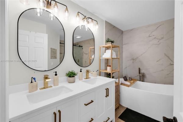 Coral Harbour, Weston, Florida 33326, image 1