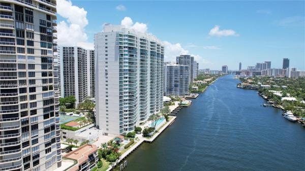 Hamptons South, 20201 E Country Club Dr #510, Aventura, Florida 33180, image 1