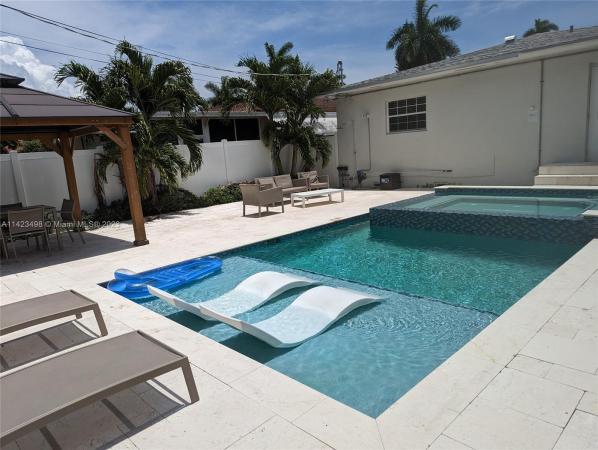 Hollywood Lakes, 1535 Hollywood Blvd, Hollywood, Florida 33020, image 2
