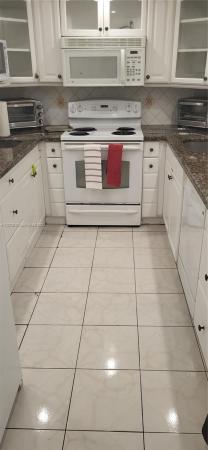 Gateway House North, 16740 NE 9th Ave #210, North Miami Beach, Florida 33162, image 1