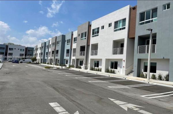 Aventura Village, 2555 NE 193 St #2210, Ojus, Florida 33180, image 1