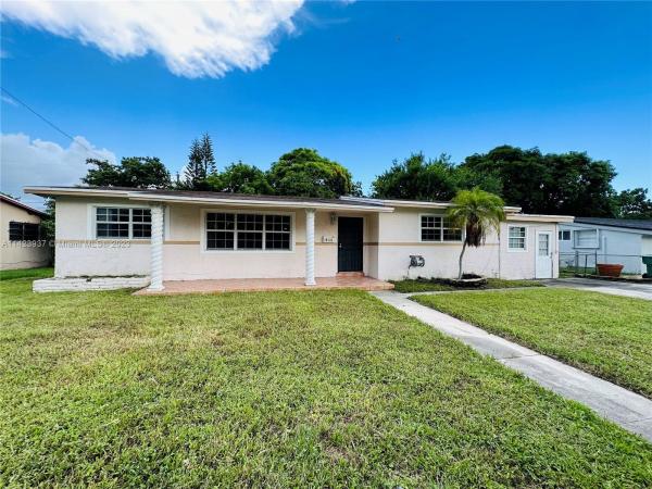 Scott Lake Manor, 18131 NW 9th Ct, Miami Gardens, Florida 33169, image 2