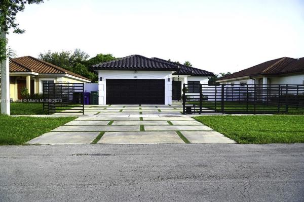 Bougainvillae Park, 833 SW 5th St, Florida City, Florida 33034, image 1