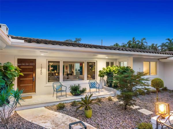 Earleton Shores, 1240 NE 97th St, Miami Shores, Florida 33138, image 1