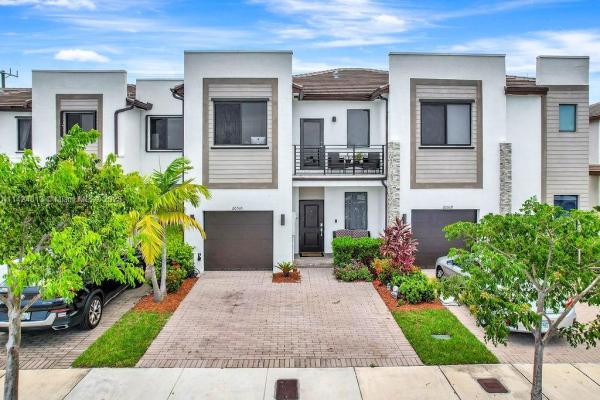 Andalucia At Via Ventura, 20510 NE 2nd Ct #20510, Ives Estates, Florida 33179, image 1