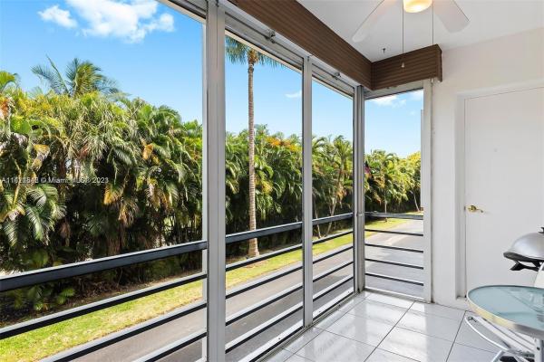 Fairways, 500 NE 14th Ave #204, Hallandale Beach, Florida 33009, image 1