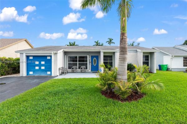 Windward Isle, 11841 NW 38th Pl, Sunrise, Florida 33323, image 2