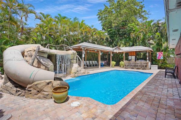 Lauderdale Golf Estates, 948 Pine Ridge Dr, Plantation, Florida 33317, image 1