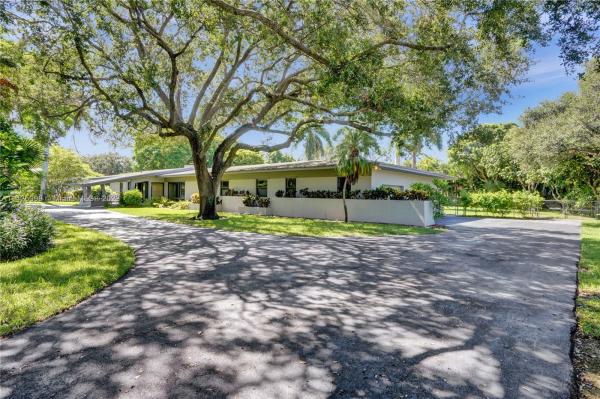 Ridgeline Estates, 6220 SW 123rd Ter, Pinecrest, Florida 33156, image 1
