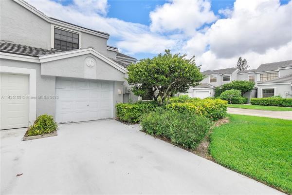 Waterford Isle At Woodmont, 8441 NW 78th Ct, Tamarac, Florida 33321, image 1