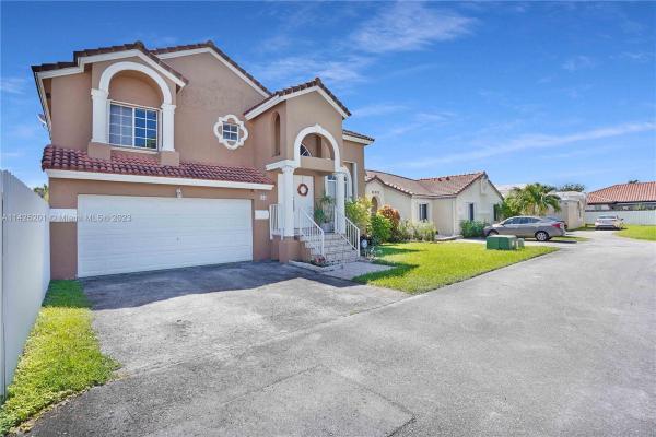 Lake Pointe, 685 NW 126th Ct, Tamiami, Florida 33182, image 1