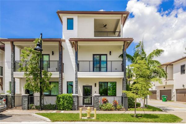 Urbana At Downtown Doral, 8305 NW 49th St #N/A, Doral, Florida 33166, image 2