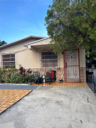 Elm Gardens, 1521 W 7th Ave, Hialeah, Florida 33010, image 1