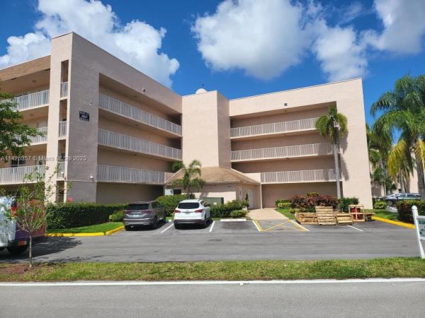 Sunrise Lakes 4, 2607 NW 104th Ave #206, Sunrise, Florida 33322, image 1