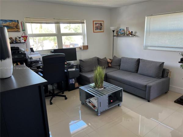 Casa Nova, 2240 Johnson St #201, Hollywood, Florida 33020, image 2
